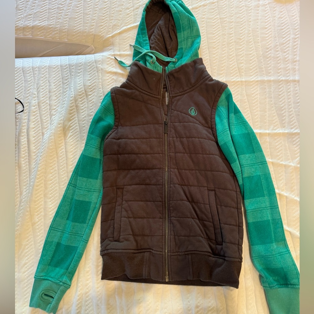 Quicksilver hooded sweater zip up warm great condition size xsmall